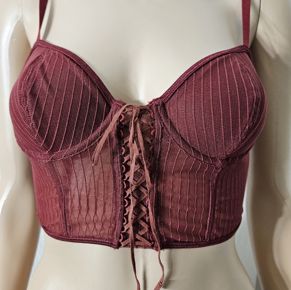 Burgandy bra crop top Size 34 B